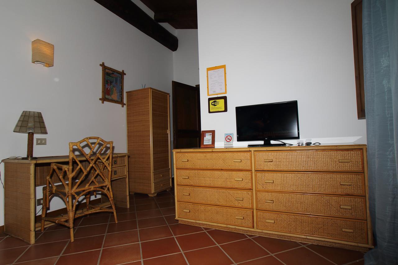 Casale Farnesiana B&B Tarquinia Dış mekan fotoğraf