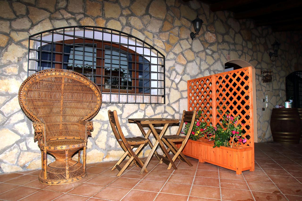Casale Farnesiana B&B Tarquinia Dış mekan fotoğraf